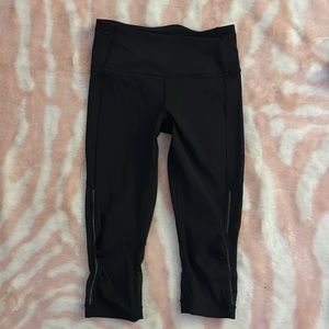 Not sold Lululemon leggings!!
